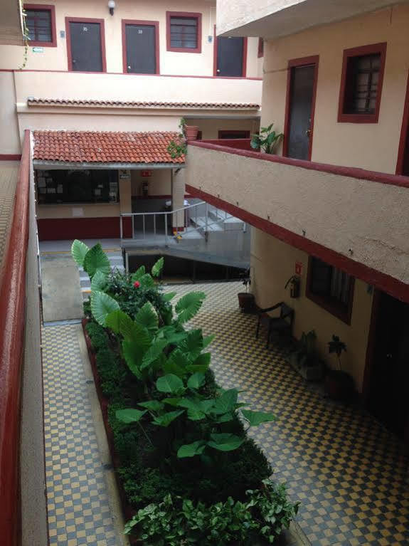 Hotel Gallo Rubio Guadalajara Exterior foto